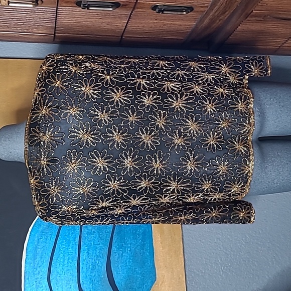 Vintage Beaded Silk Cardigan Black & Gold Size Medium - Picture 6 of 9